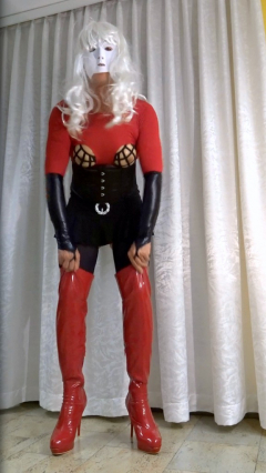 Crossdresser - N
