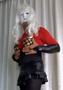 Crossdresser - N