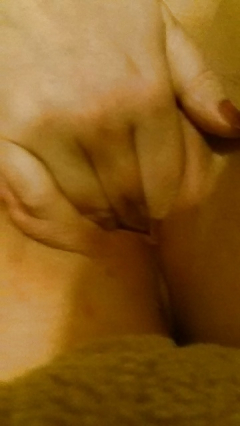 Modern milf shows off her chubby curves - her new bf doesnt - N