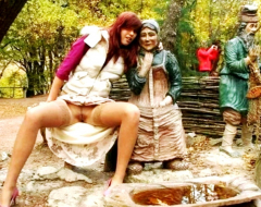 Peeped pussy girls without panties Photo erotica - N