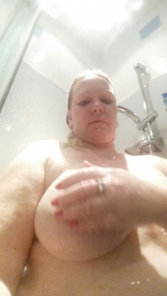 HUGE NATURAL TITS - N