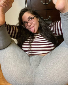 welcoming legstoe - N