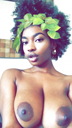 boobs - N