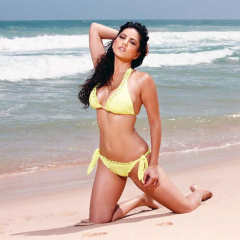 Sunny Leone hot pic - N
