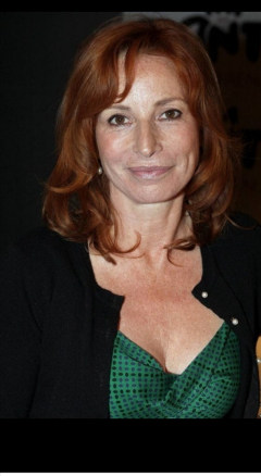 Milf with red hair - N