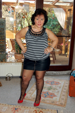 Granny-conny-2 - N