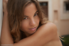 exposed amateur wife Naomi - N