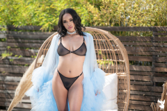 Julie Kay - N