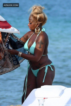 PornStar - Celebrity Bikini Teases - N