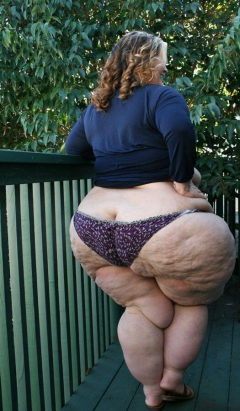 Big girls in hot panties - N