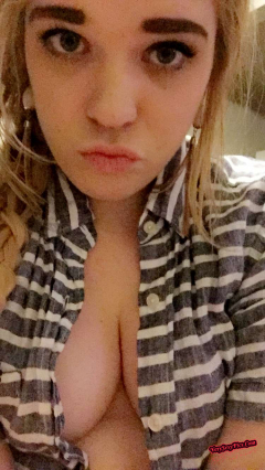 Naughty teen published her nudes and porn pics - N