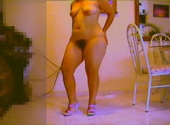 Pelos y nalgas de bb- 93-270 - N