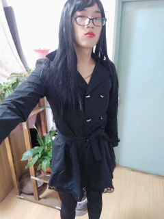 Chinese cross dresser Xiao Zuo takes a selfie - N