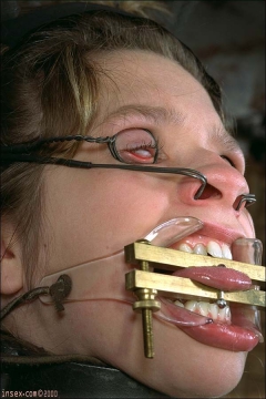 Mouth Lord - N