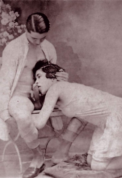Antique Boiling Chicks - N