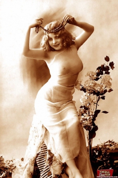Antique Solo Chicks - N