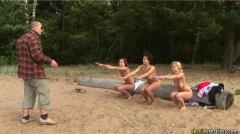 Rud's Good Grils1 - N