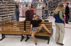 Pussy Shopping 6 - N
