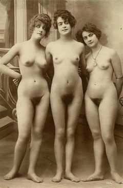 Antique pin babes 2 - N