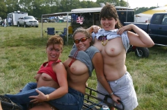 Public Boobs 5 - N