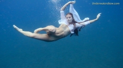 Underwater beauties 6 - N