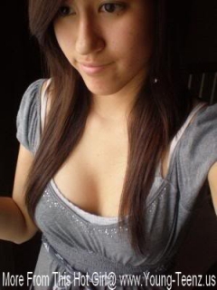 Crazy Asien Emo Teen With Hot Body Taking Selfshots - N