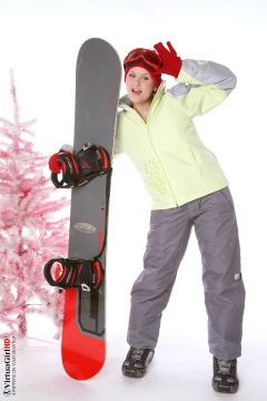 Snowboarder - N