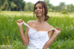 Sexy teen posing - N