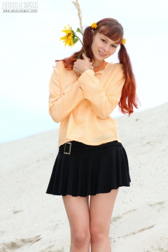 Nude pigtailed redhead - N