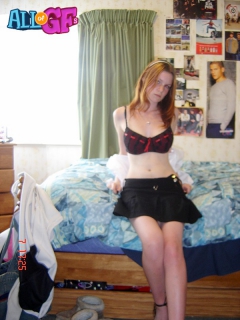 Girlfriend flashing from cute - N