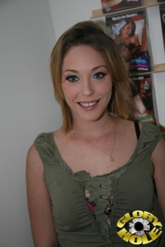 Nikki Mae - N