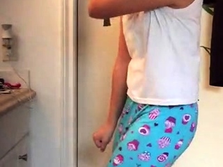 Filipina college gf Zoie spied in the bathroom.