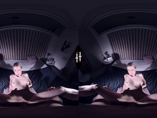 Stepdaddy fills Adriana Sweetblonde's wet pussy with big