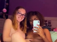 Amateur Blonde Teen Fingers Her Wet Pussy On Webcam