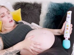 Pregnant Yoga Pants Cum - AbbeyRhode Pregnant
