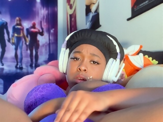 Your Horny Babymama Teasing you on FT