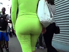 juicy-fat-ass-in-spandex