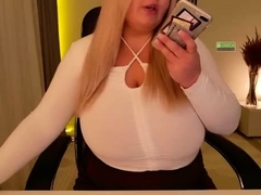 Chubby blonde brianna solo masturbation