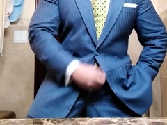 Str8 daddy jerking off in suit