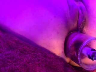 Amateur brunette chick toying her ass and pussy on webcam