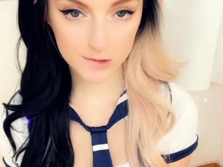 Amateur Blonde Teen Plays Solo with Toy Webcam Porn