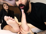 Black Amateur Explore Hot Foot Fetish