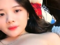 Sexy Amateur Preggo Girl in Webcam Free Big Boobs Porn Video