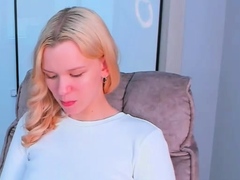Amateur Webcam Chick Masturbates On Webcam More At