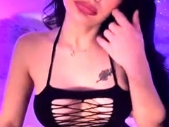 Amateur Webcam Teen Masturbates And Teases