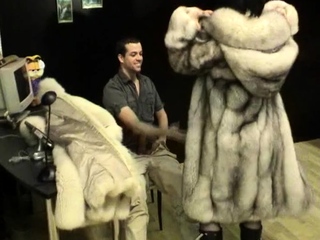 Blowjob fetish babe gobbles cock