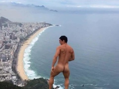 douglas-rabelo-naked