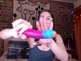 Cute amateur webcam teen girl toying pussy on webcam