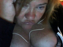 big-breasted-american-woman-on-webcam-hd